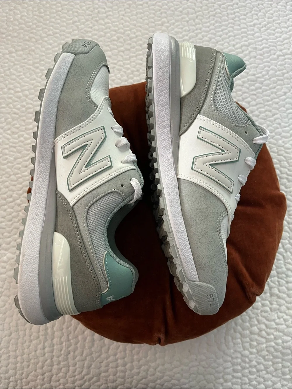 New Balance Women's White & Light Green Golf Shoes